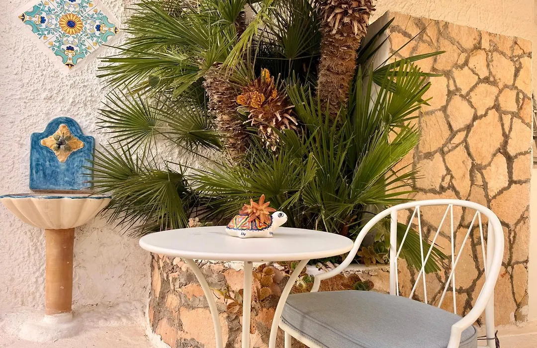 Hotel Macondo-1